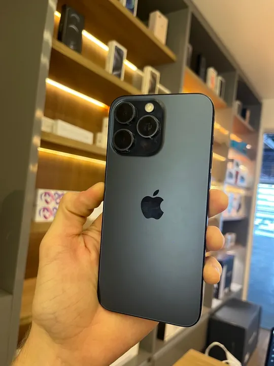 iPhone 15 Pro Max 256Gb Azul seminovo