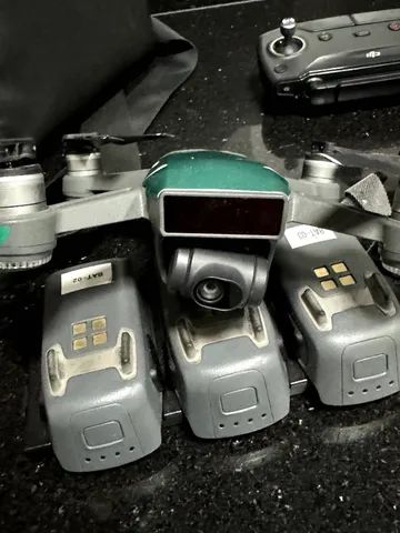 DJI Spark - Combo Fly More c/ 3 baterias
