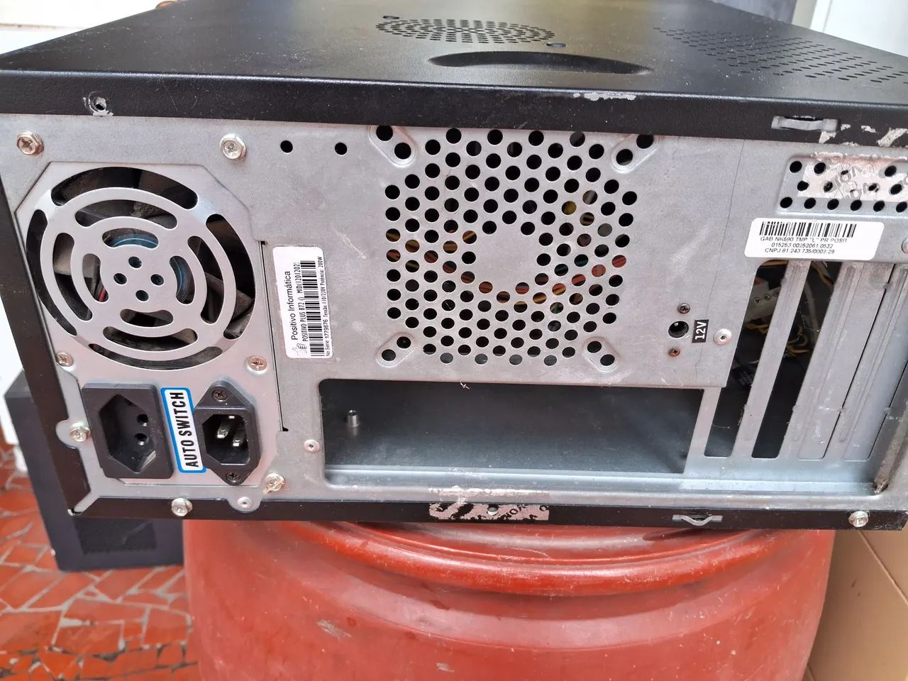 Gabinete de computador usado. - Foto 2