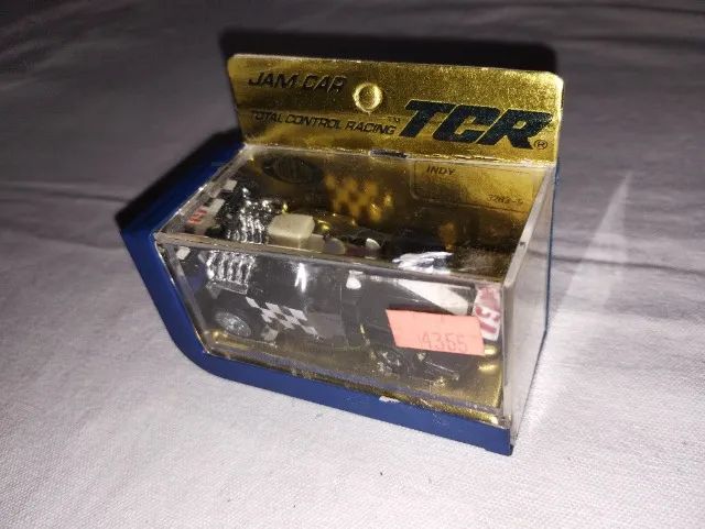 Carrinho TCR Americano na caixa, nunca usado