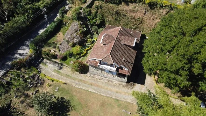 Vendo Casa com 4 quartos no Centro - cod CV 24062