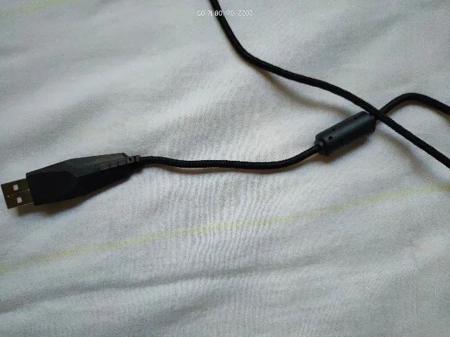 mouse ergonômico  vertical  com fio gamer,cabo de 1,8m - Foto 4