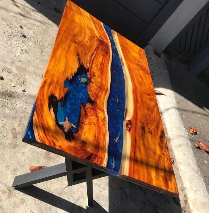 Mesa de Madeira e resina epoxi - Foto 4