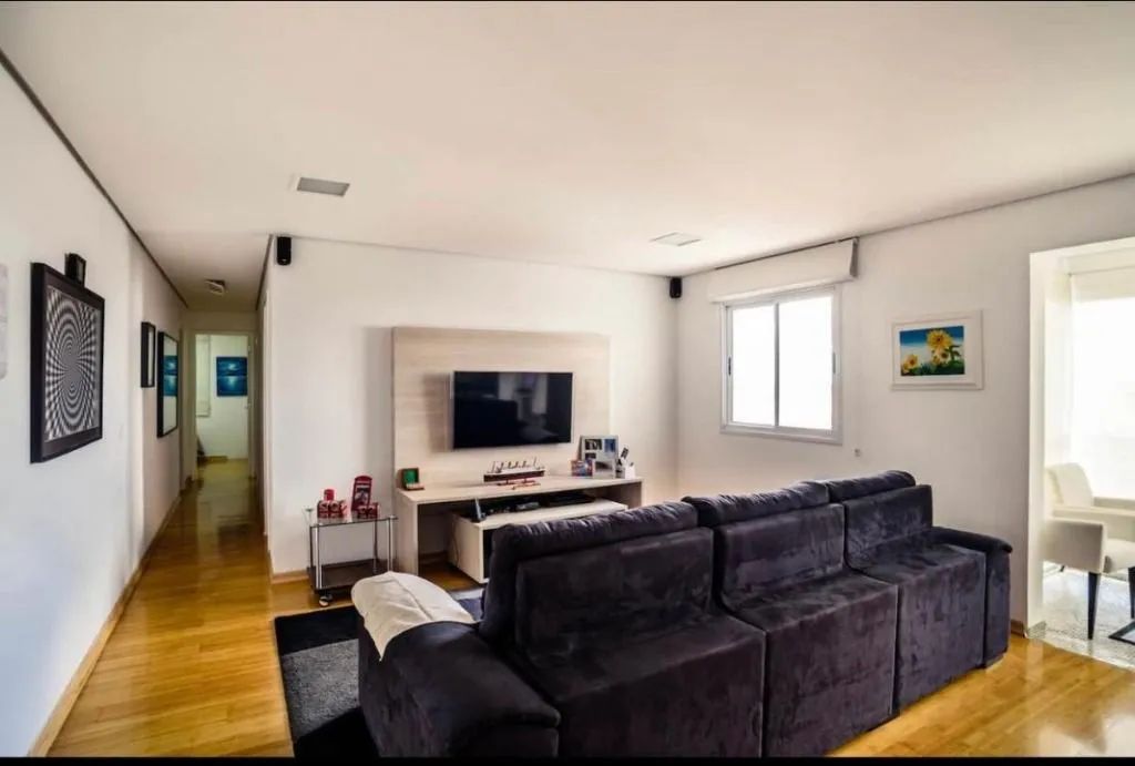 Apartamento com 3 dormitórios, sendo 1 suite, 2 Vagas cobertas, condomínio Clube, 83 m² po