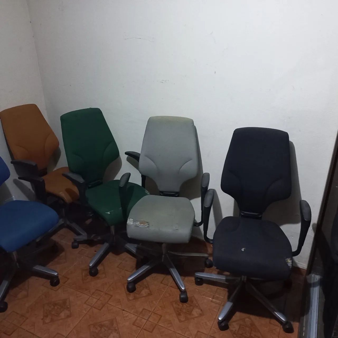 Cadeira Candal 64 F8 Giroflex  - Foto 5