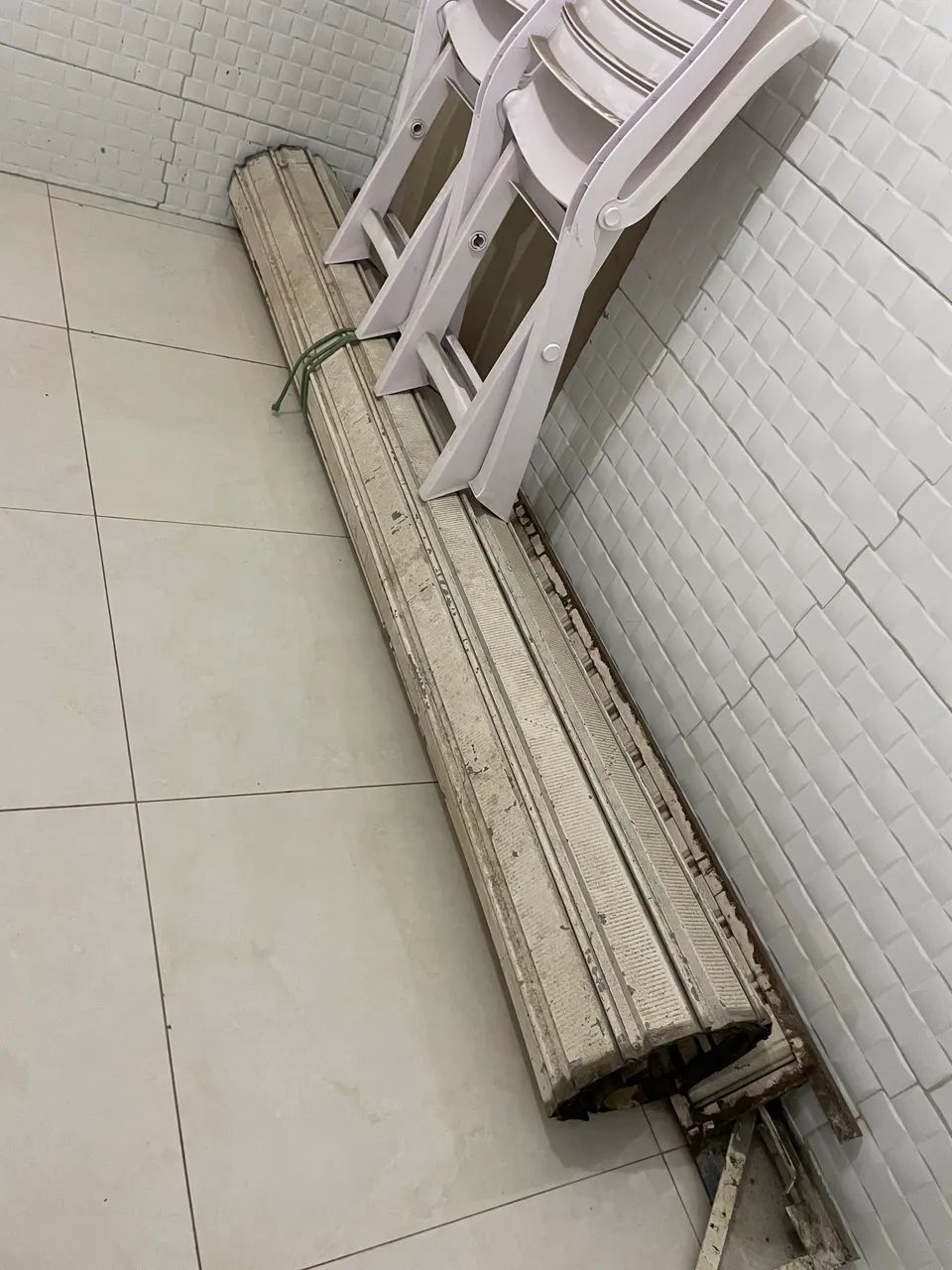 Porta de rolar 2.40 de altura por 2.40 de largura 