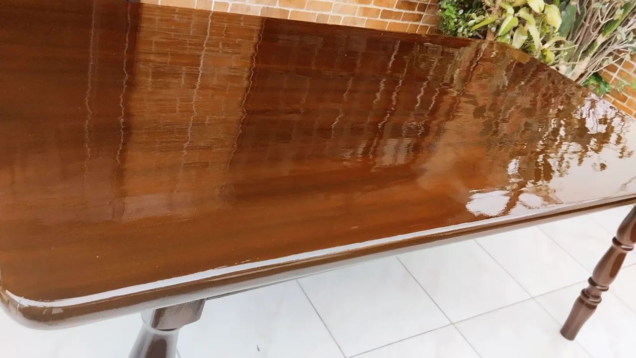 Linda mesa de jantar colonial em embuia sem.nada de avarias 1.500 - Foto 2