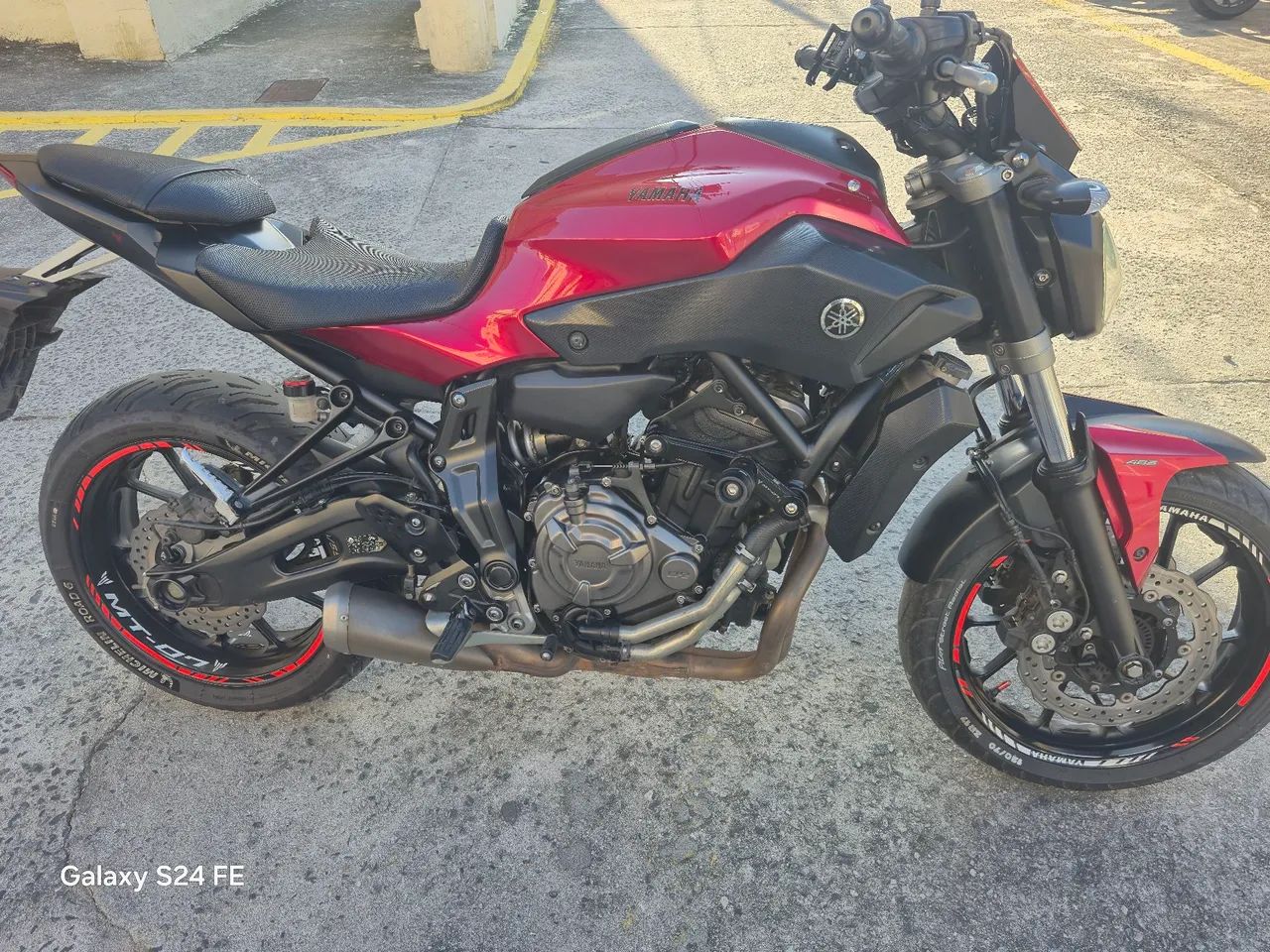 Yamaha MT-07 IMPECÁVEL 