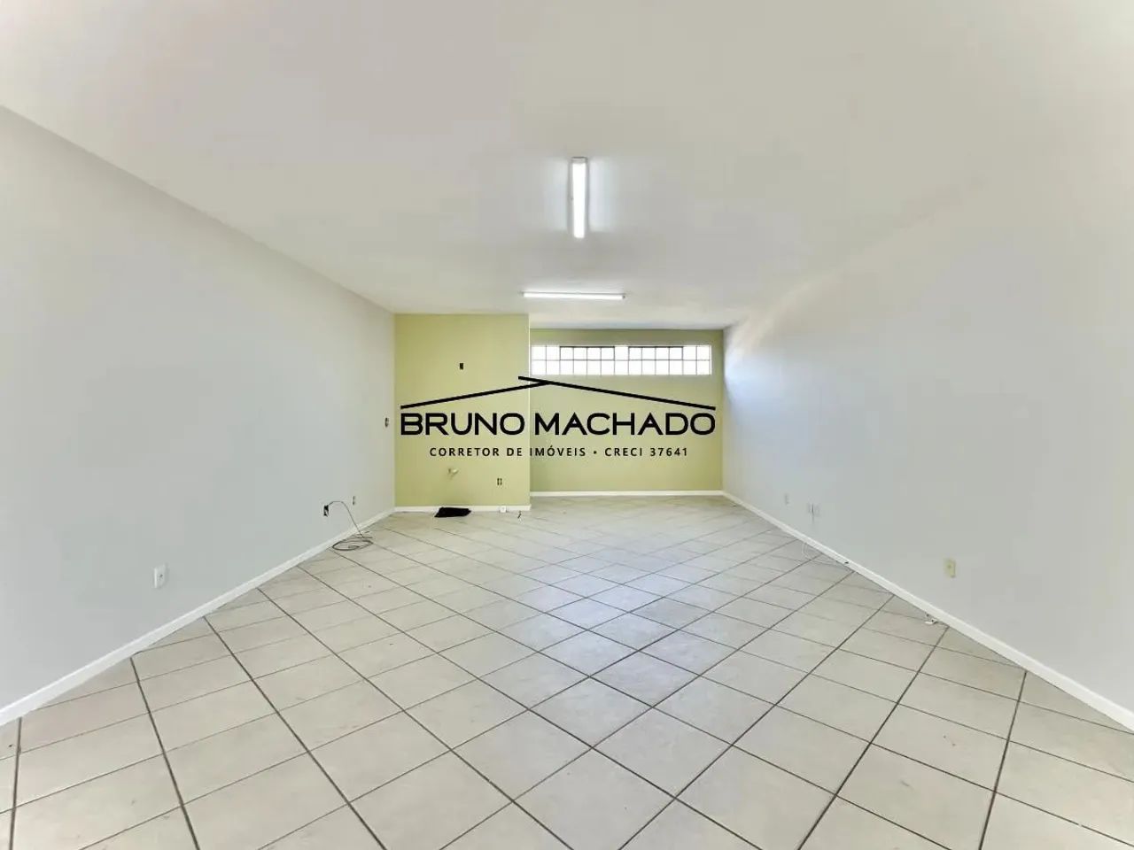 Sala Comercial para Venda em Curitiba, Santa Cândida, 1 banheiro, 3 vagas - Foto 3