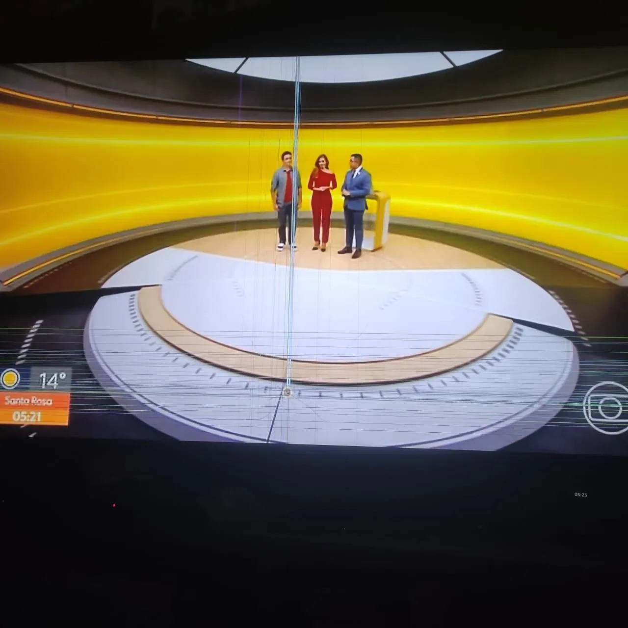 TV com defeito na tela
