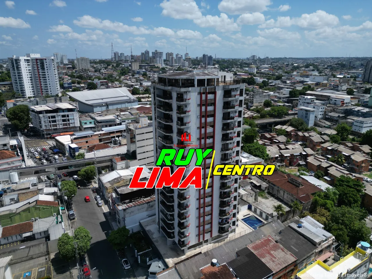Apto com 4 Suites + Dep de Empregada no Ed Ruy Lima 400m² 3 Vagas Cob