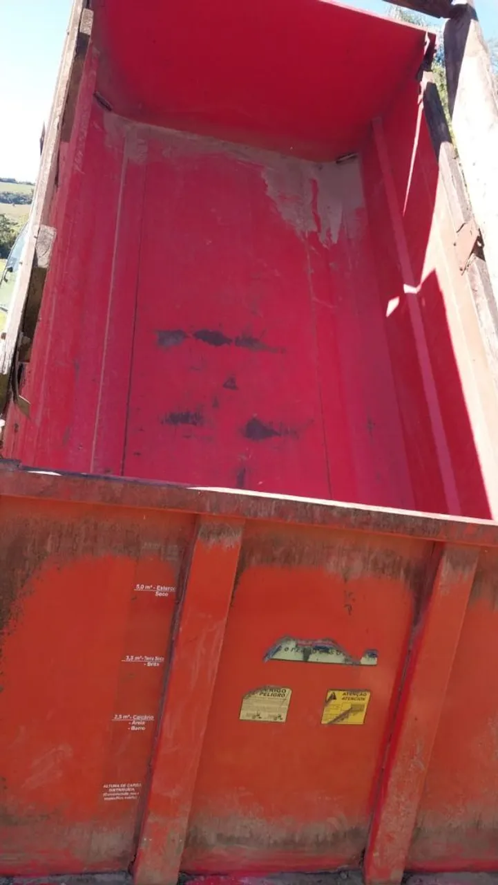 Carreta ipacol muito nova