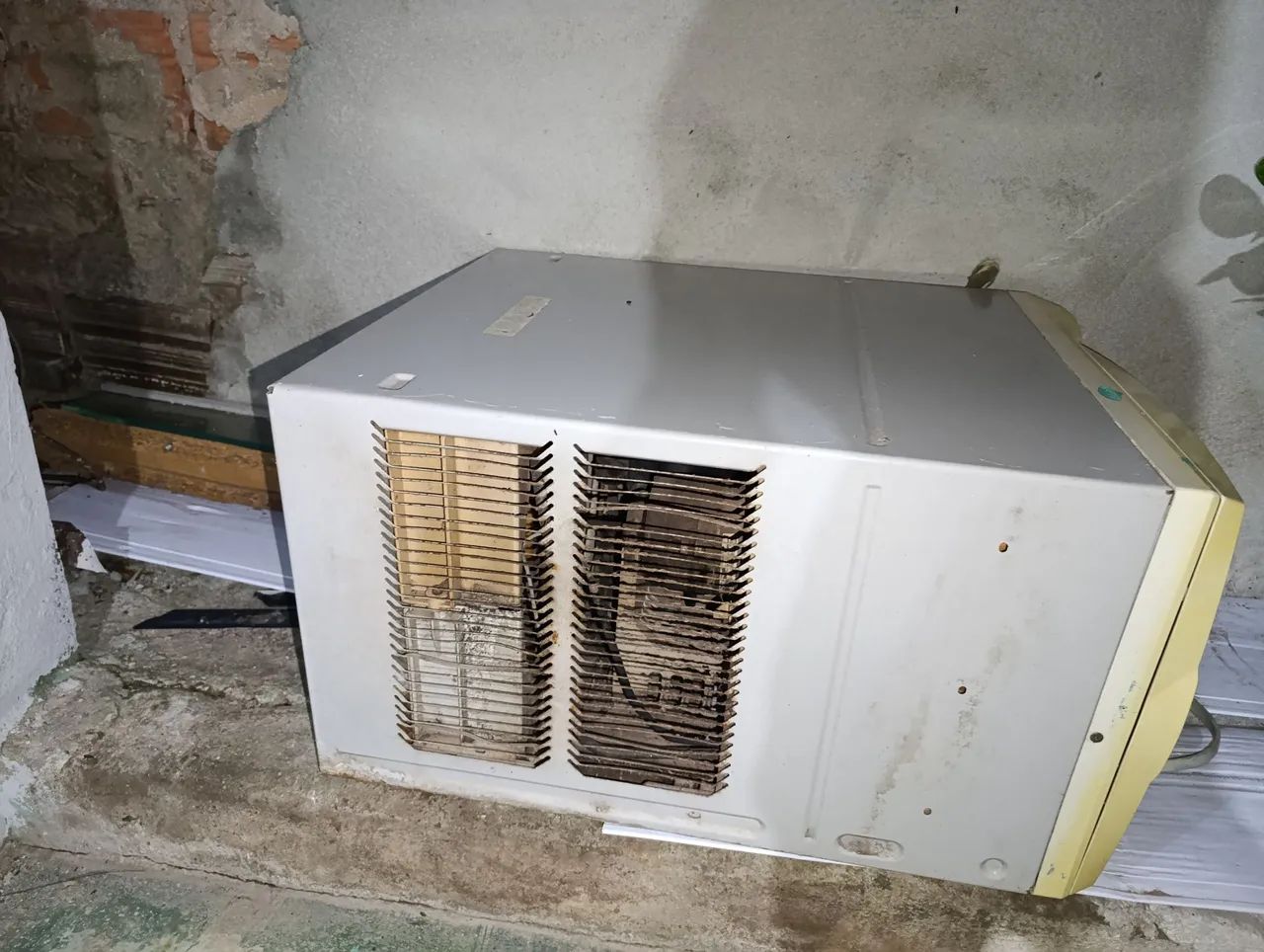 VENDO AR CONDICIONADO SPRINGER  - Foto 3