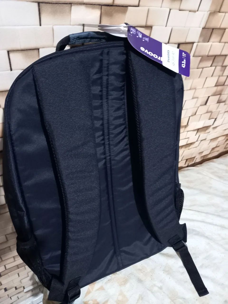 Mochila Targus Preta 43cm  , pratica também p/ Notebook,  NOVA nunca usada. - Foto 3