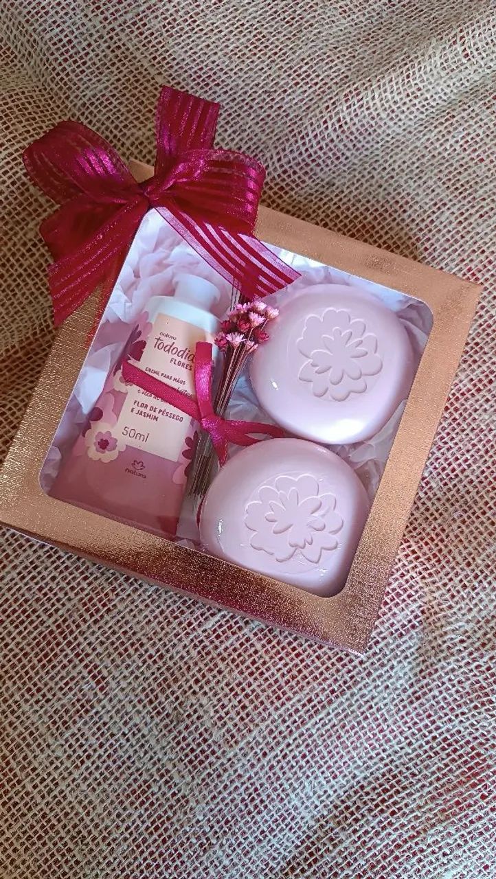 Kit Natura Tododia Flores - Creme para Mãos e Sabonete - Foto 3