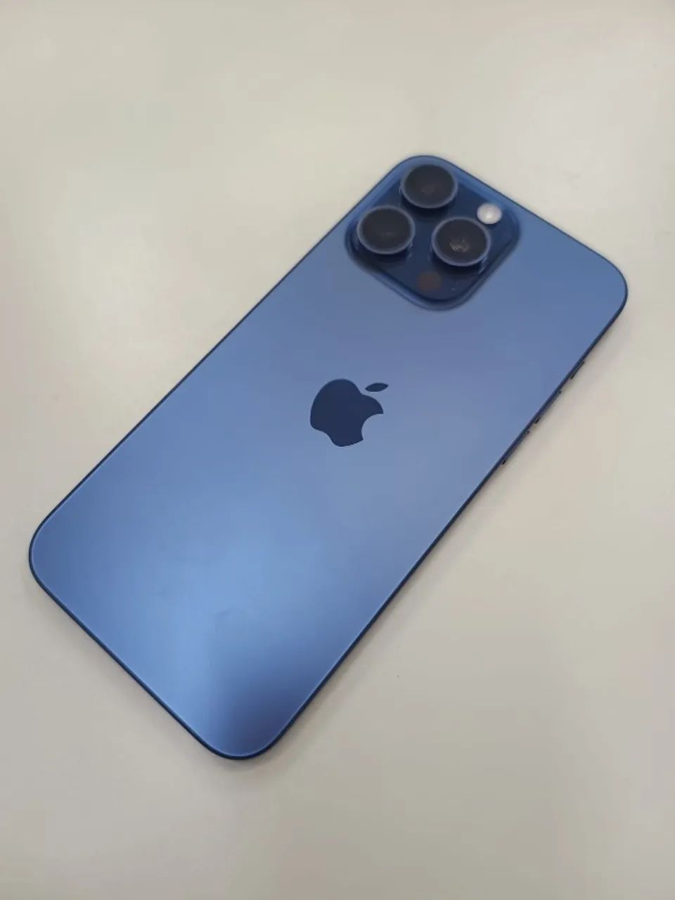 Iphone 15 pro max - Foto 2