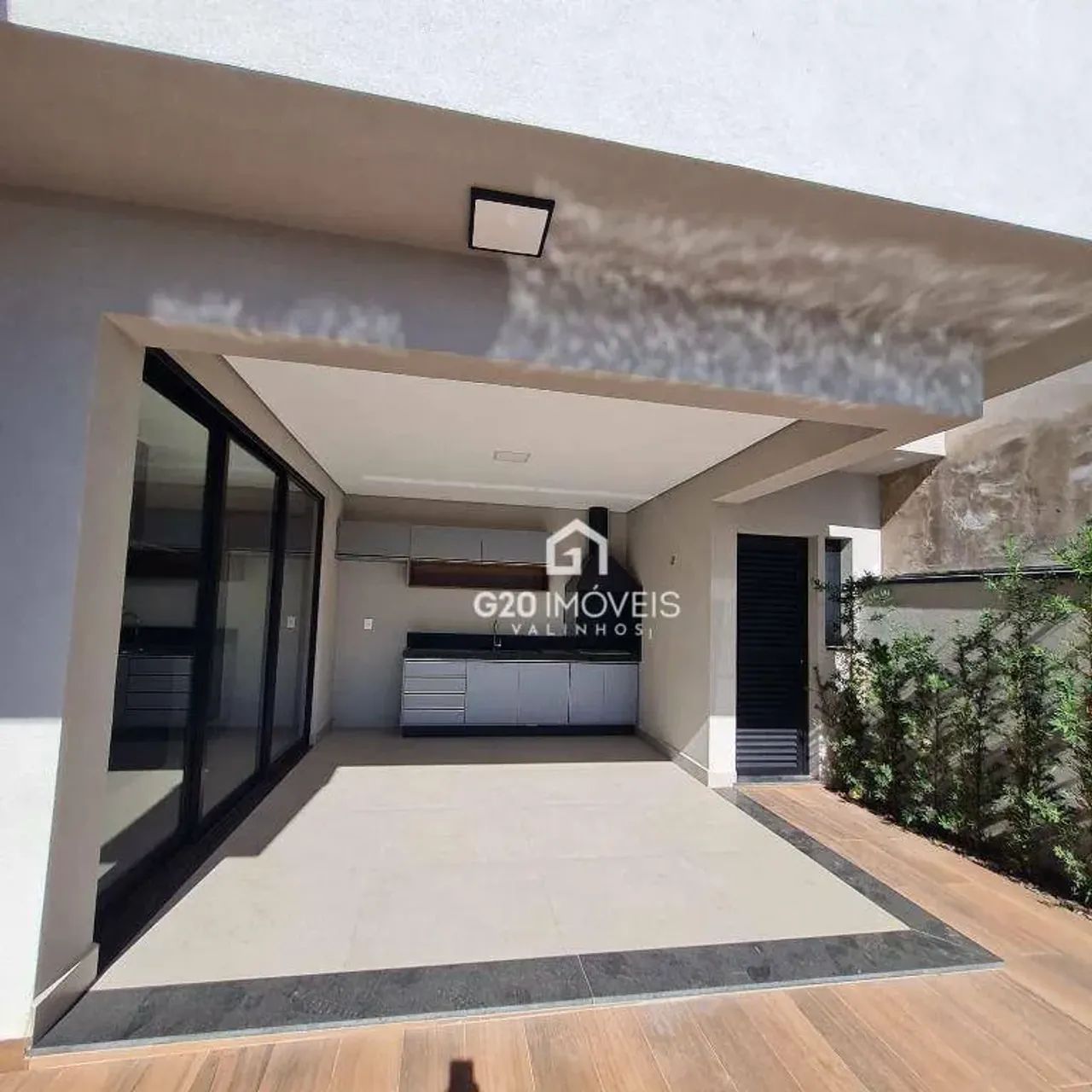 Casa com 3 dormitórios à venda, 240 m² por R$ 1.890.000,00 - Condomínio MontAlcino - Valin - Foto 2