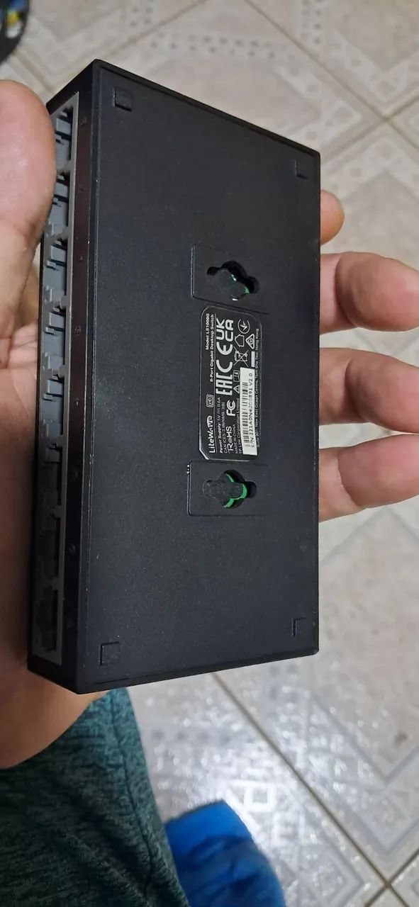 switch de rede da TP-Link Gigabit de 8 portas - Foto 4