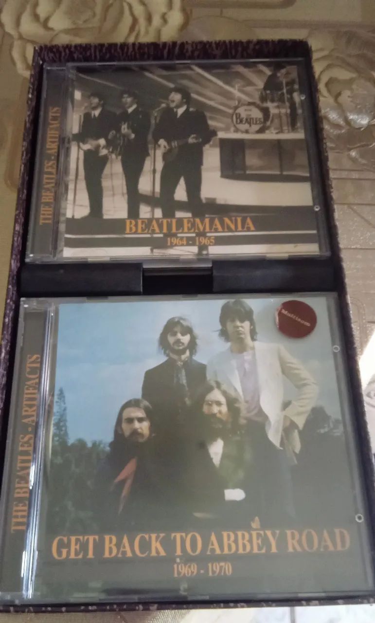 The Beatles Artifacts - The Definitive Collection of Beatles The Beatles Artifacts - The Definitive Collection of Beatles