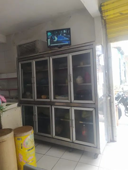 Vitrine Refrigerada em Aço Inoxidável - Foto 4