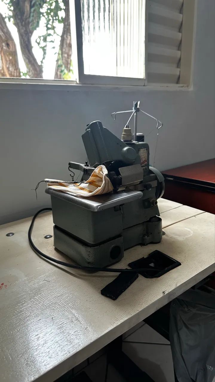 Máquina de costura Overloque64292690796035121
