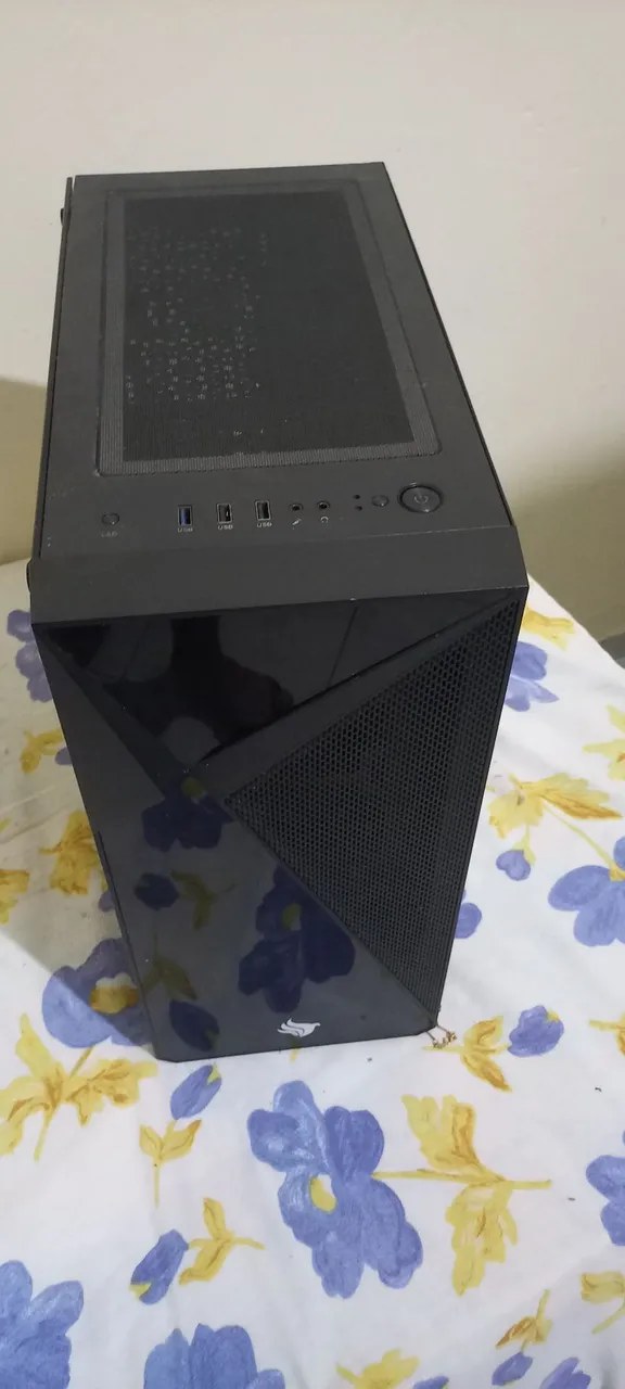 Gabinete Gamer com Design Moderno