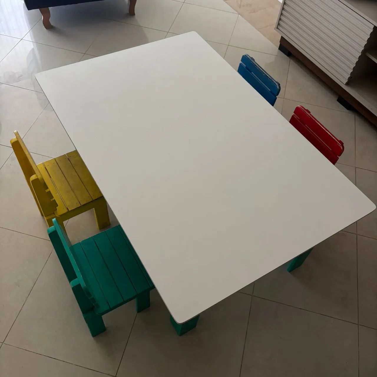 Mesa infantil64220716280833121