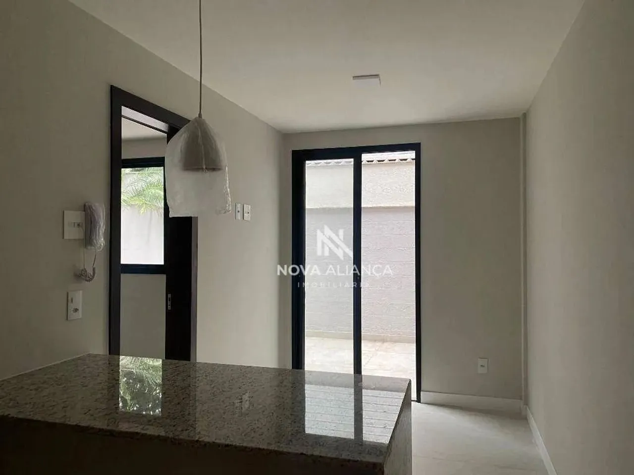 Apartamento com 1 quarto para alugar, 35 m² - Brisamar - Vila Velha/ES