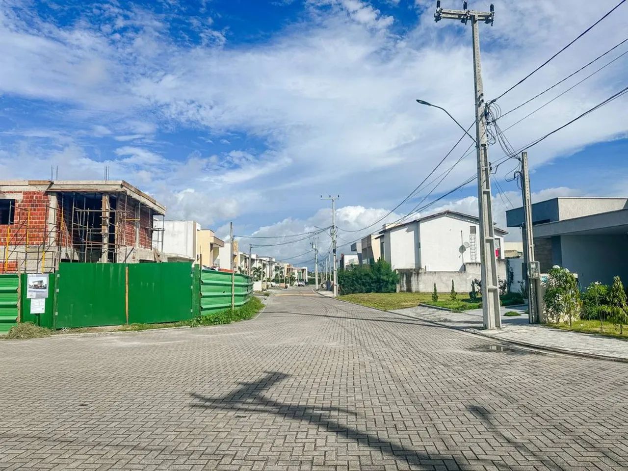 Terreno a venda no Condomínio Jardins da Serra Nascente