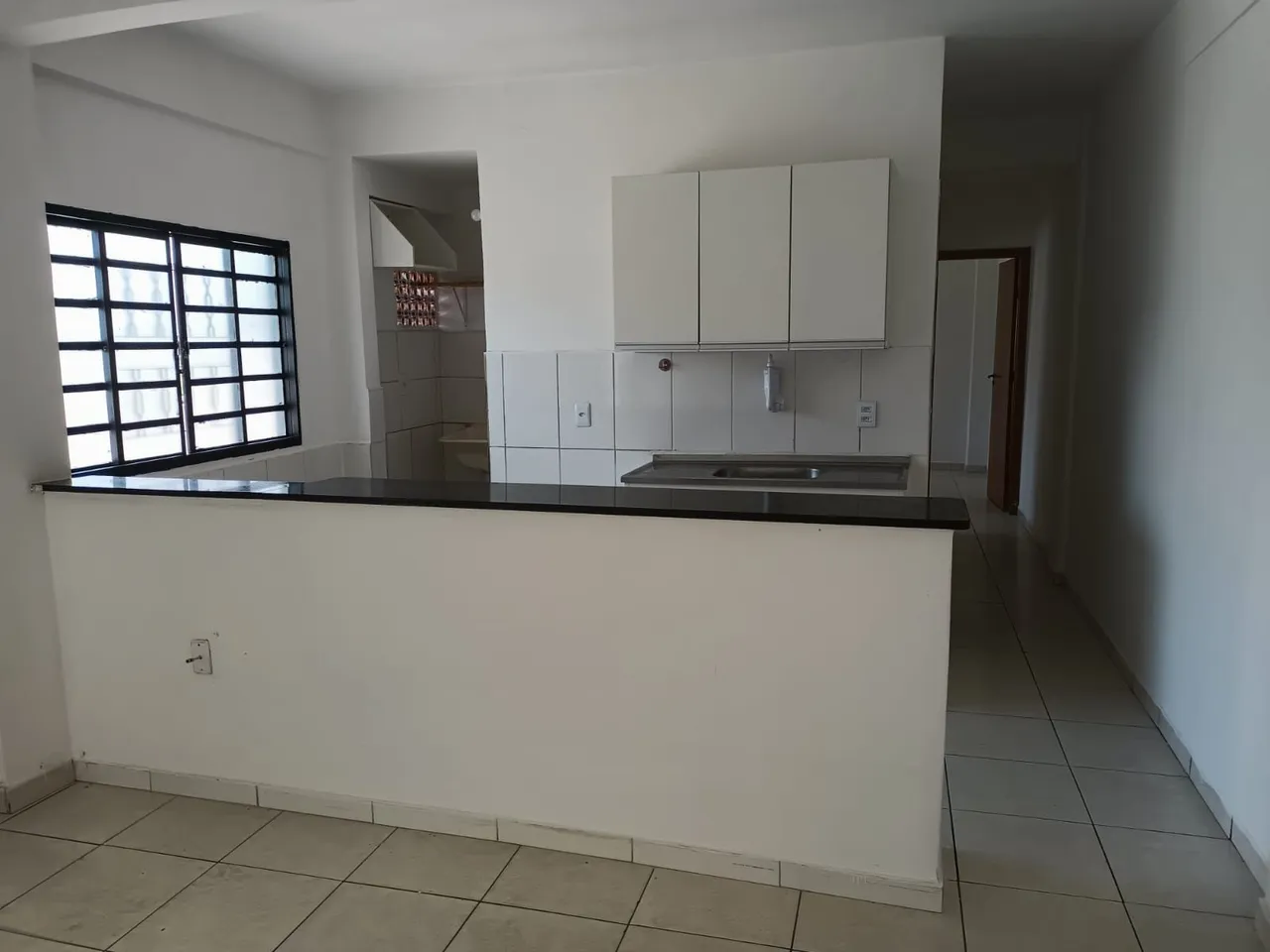 Apartamento espaçoso no Polo de Modas