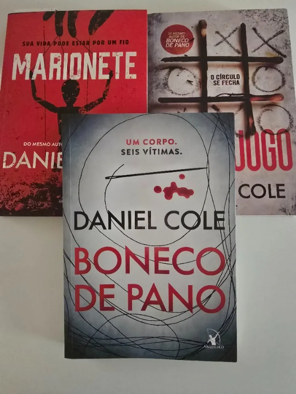 Trilogia Boneco de Pano, de Daniel Cole