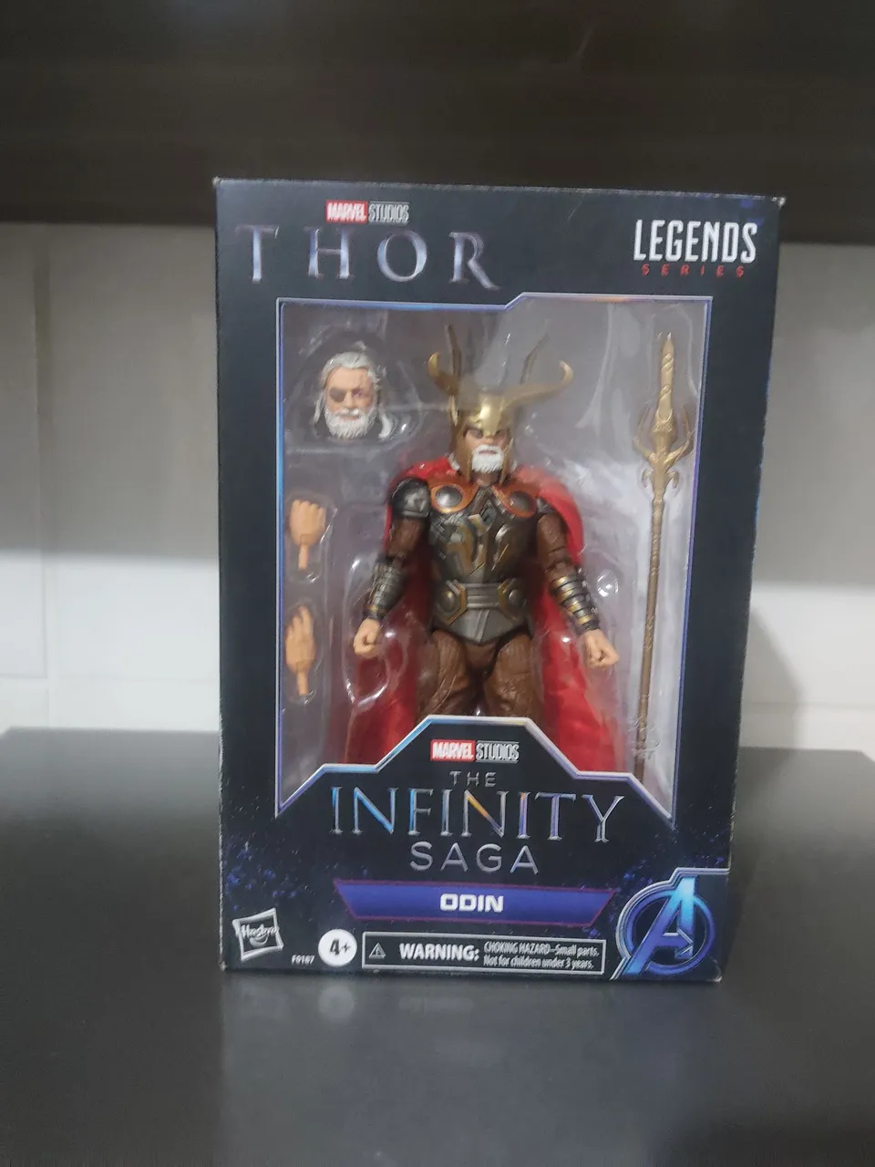 Odin - Thor: The Infinity Saga - Marvel Legends
