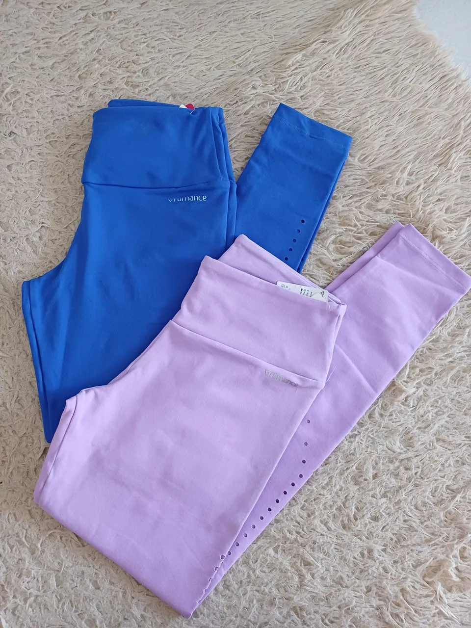 Leggings esportivas azul e lilás