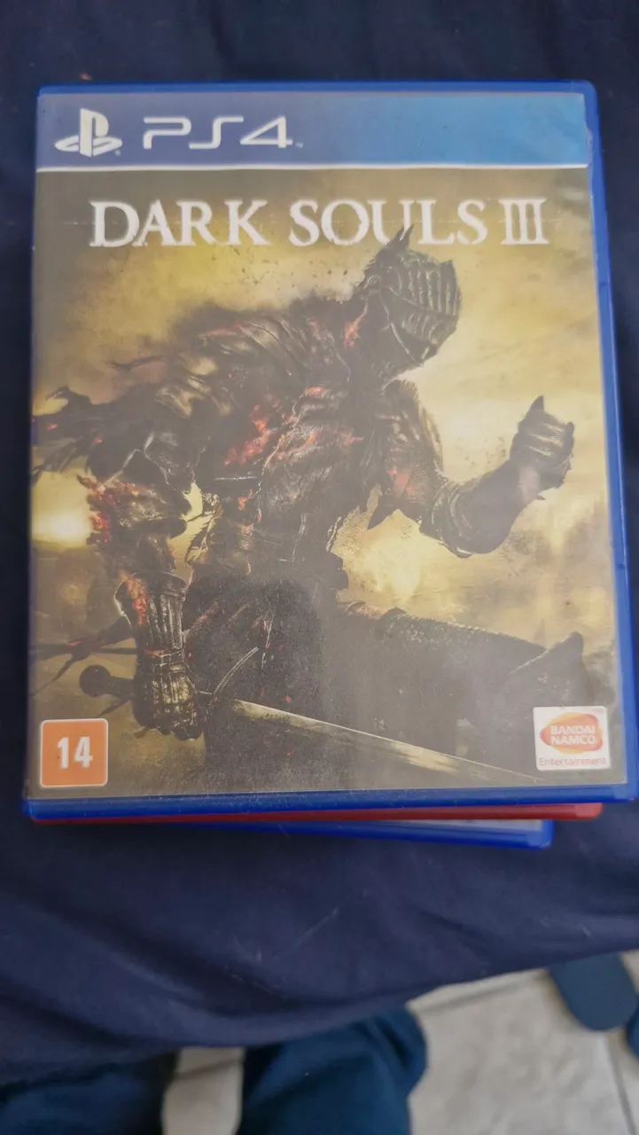 Dark Souls III PS4 - Jogo de Ação e RPG