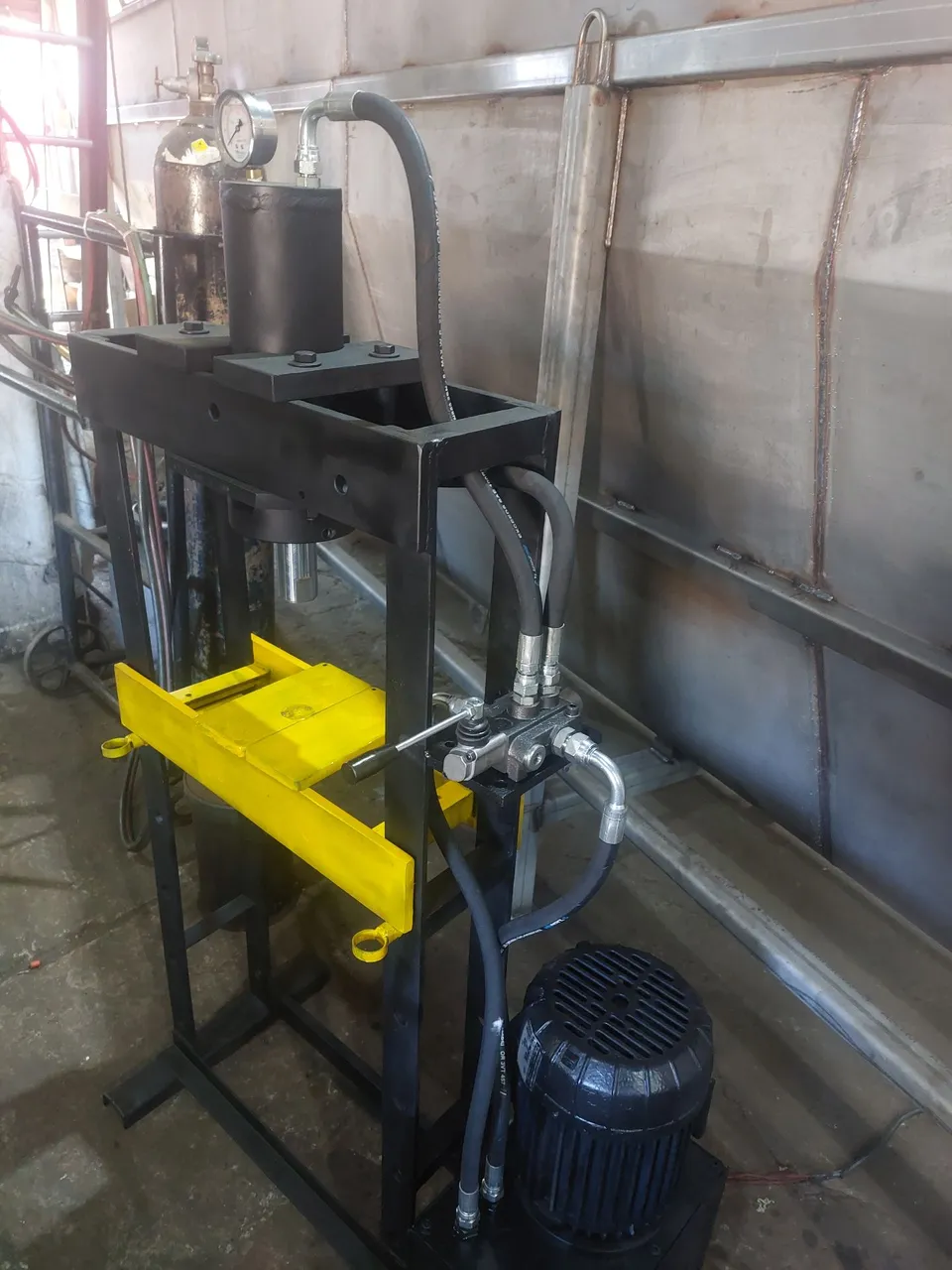 Prensa hidráulica industrial