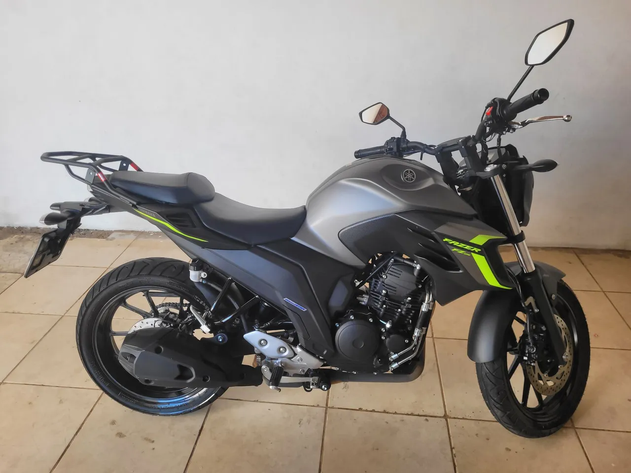 Fazer fz25