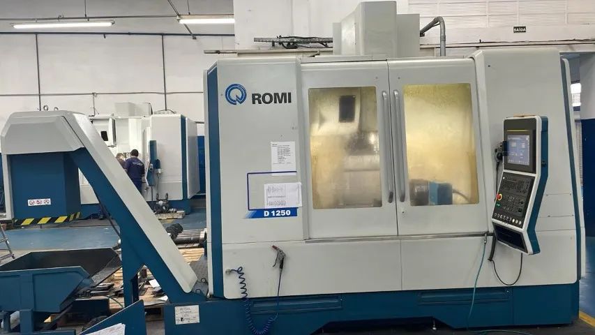 CENTRO DE USINAGEM ROMI D1250 C/ QUARTO EIXO - 1270 X 610 X 640MM - ANO 2023 - IMPECÁVEL   - Foto 3