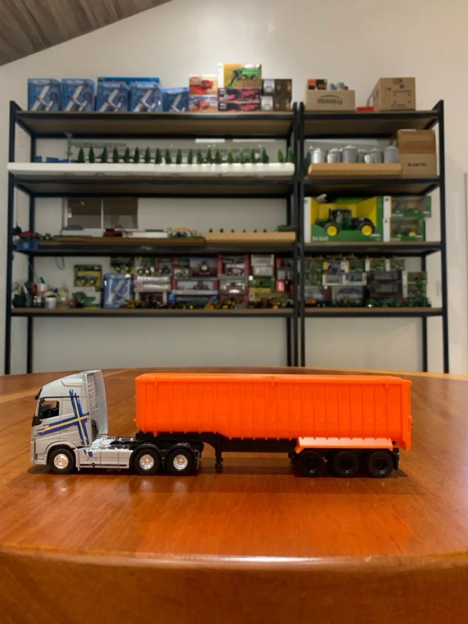 Miniatura caminhão carreta 1/64 - Foto 2