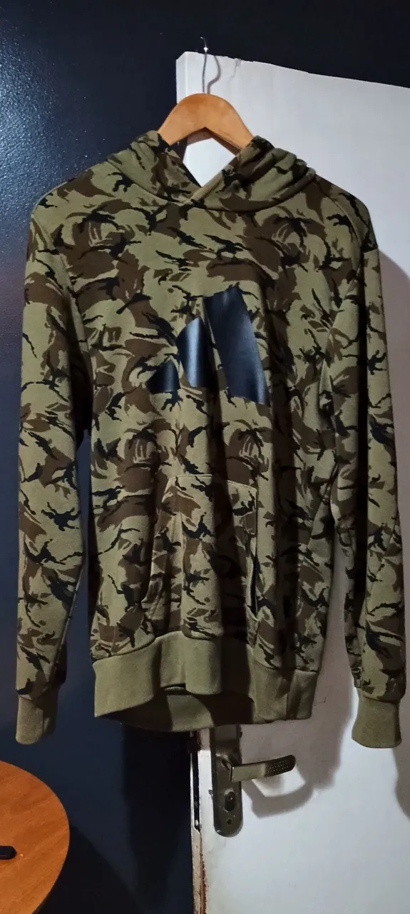 Moletom Adidas Camuflado