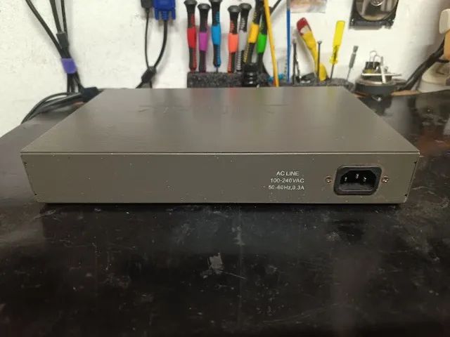 D-Link Switch DES-1024D 24 Portas - Foto 2