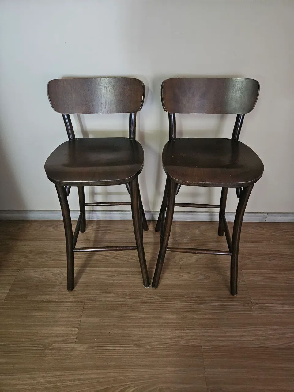 2 banqueta de madeira 