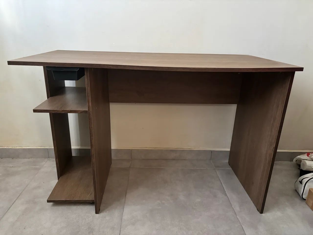 Desk64840838257537120