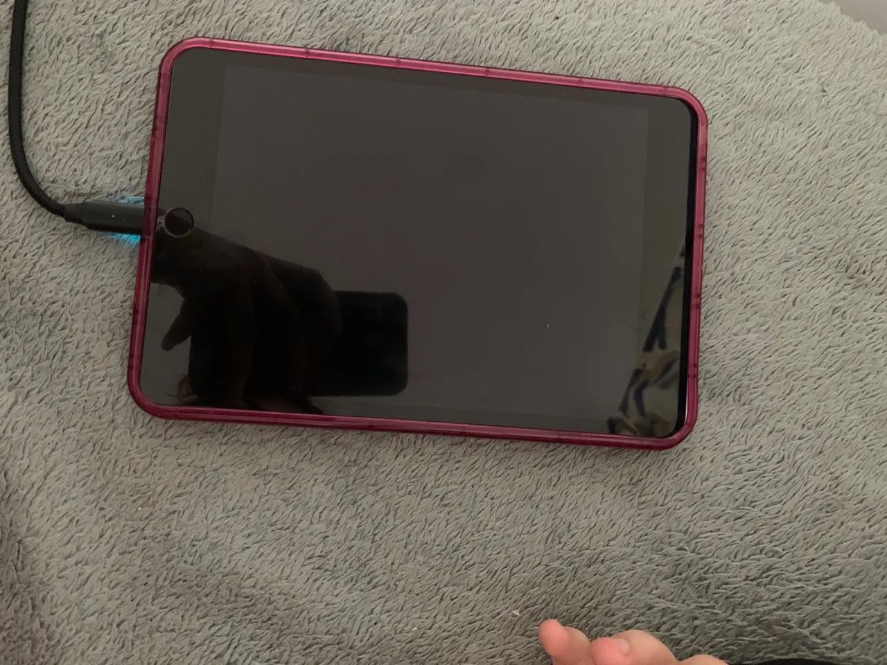 iPad mini 4 com capa protetora