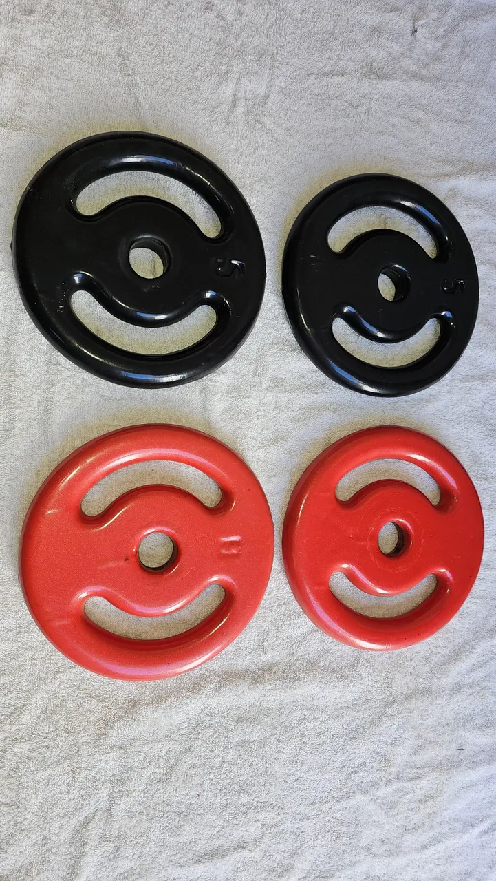 Kit 4 anilhas de 5kg cada - total 20kg emborrachadas 