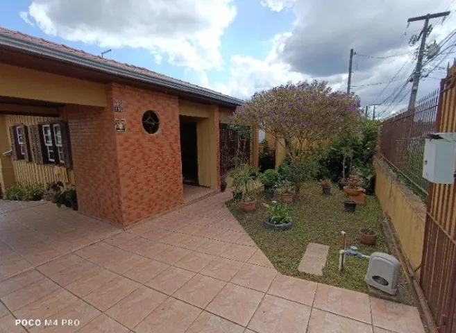 Casa no bairro Portão - Avalio permuta como parte do pagamento