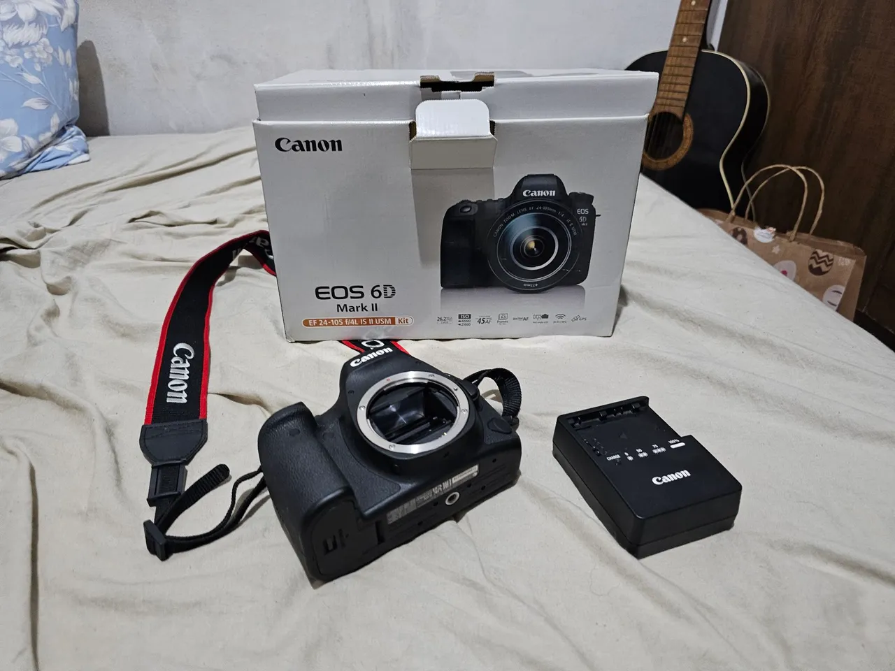 Câmera Canon EOS 6D Mark II Kit - Ótimo Estado!