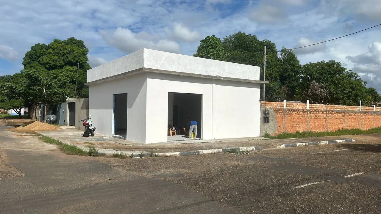 ALUGA-SE PONTO COMERCIAL