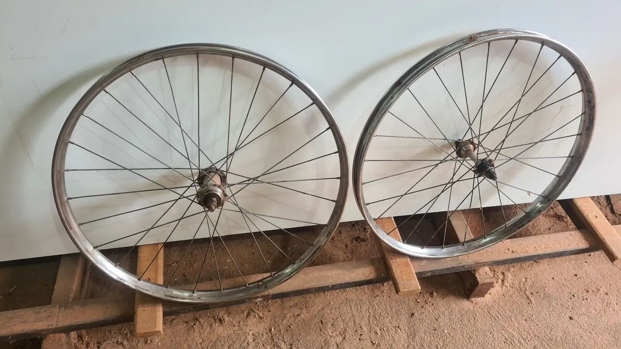 Par rodas monark aro 22 Ciclismo Sobradinho, Brasília