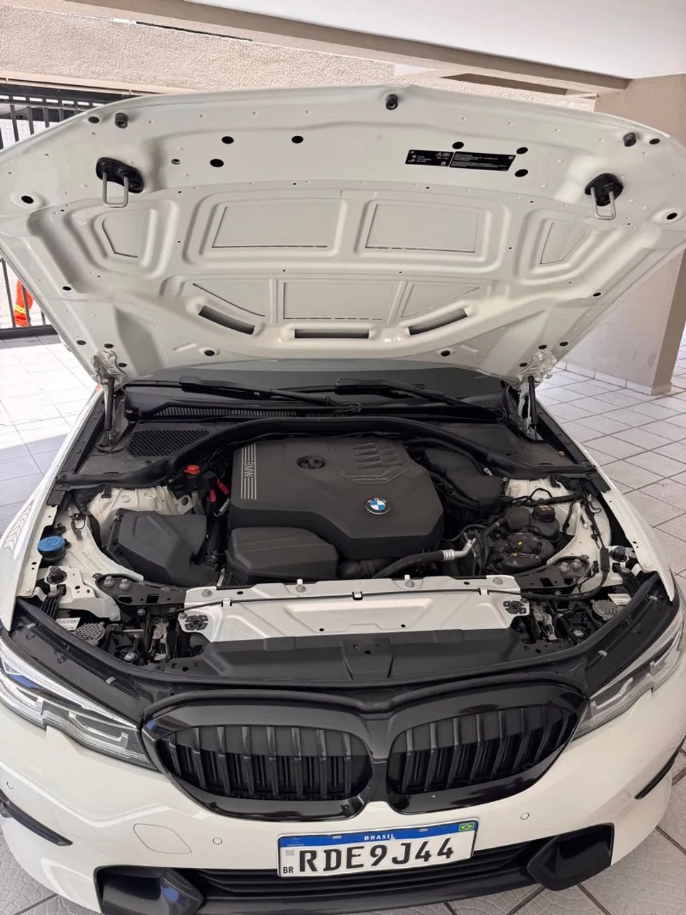 BMW 320i 2021  - Foto 2