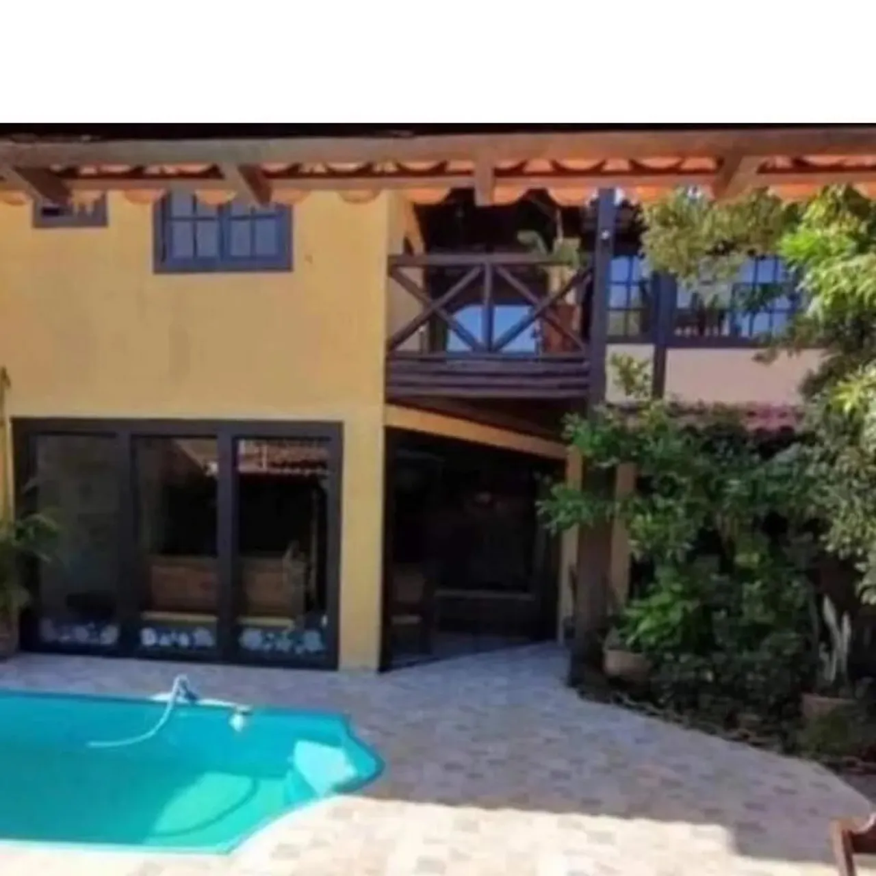 Vendo Casa Duplex Independente na Praia dos Anjos em Arraial do Cabo-RJ